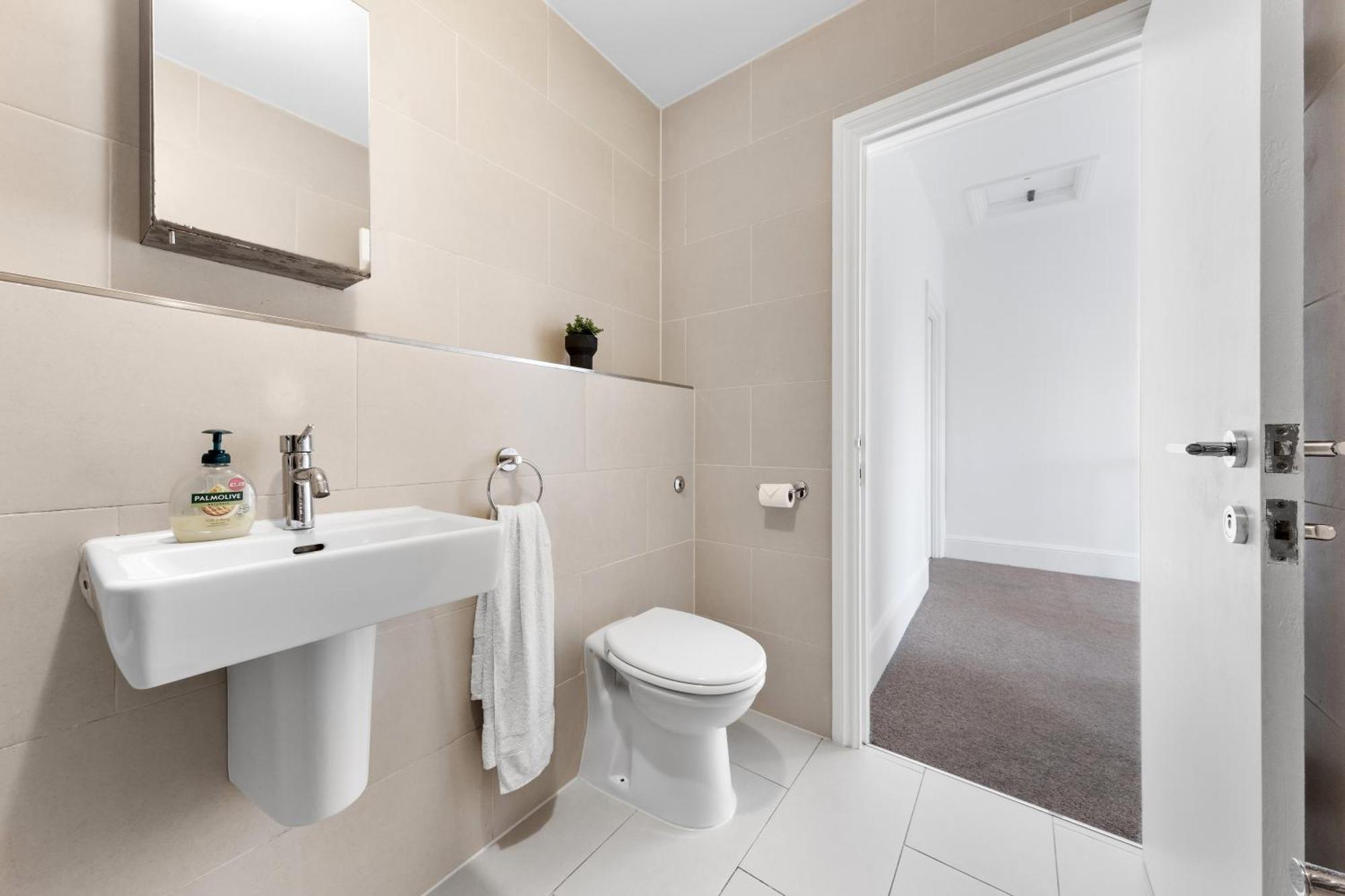 Luxury 4 Bedroom Flat With Stunning Shard View From Terrace In Central London! Next To Station, Sleeps 9 Exterior foto
